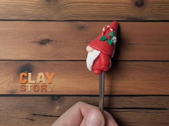 Karácsonyi manós teáskanál magyalággal